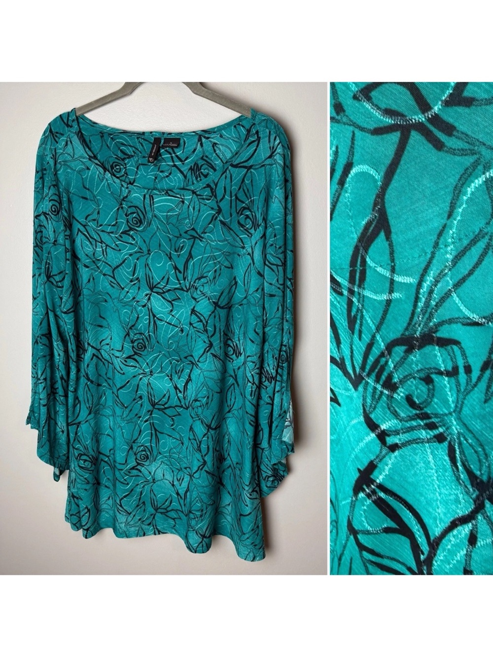 New Directions Top Size Large Teal Floral Bell Sleeves Tunic Blouse Boho Stretch